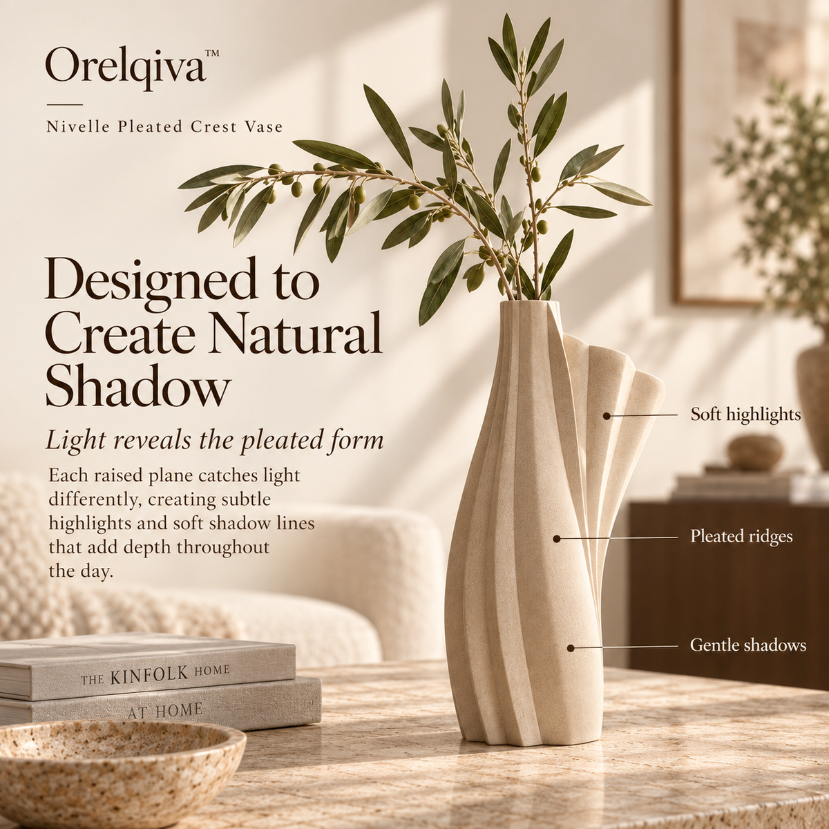 Orelqiva™ Nivelle Pleated Crest Vase